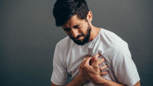 Read more about the article What Is the Difference Between a Heart Attack and Sudden Cardiac Arrest?