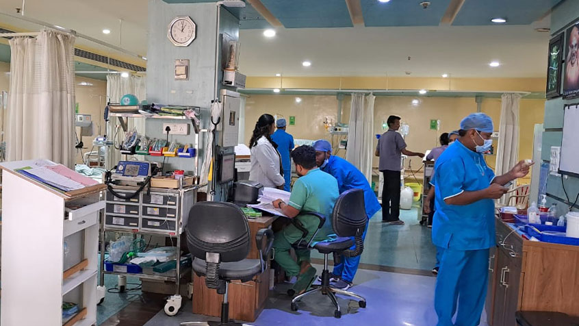 Read more about the article Top 10 Questions to Ask Before Choosing a Multispeciality Hospital