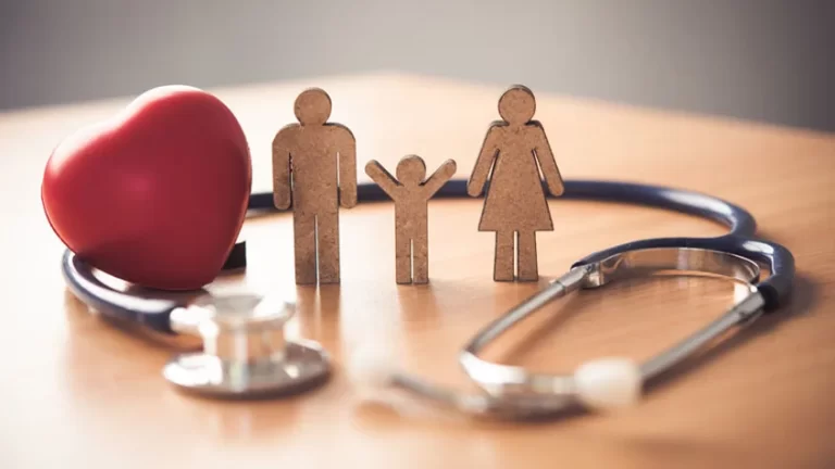 5 ways Health Insurance can save you money during a Medical Emergency